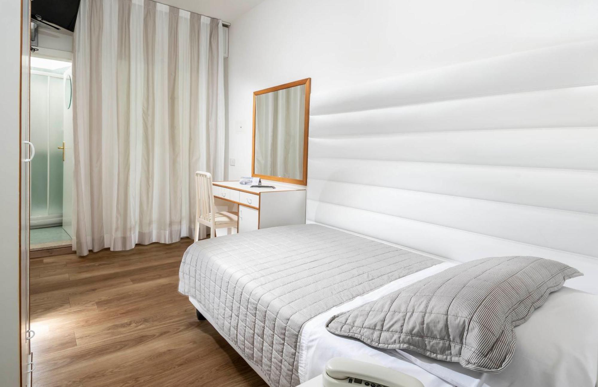 Hotel Albatros Misano Adriatico Exteriér fotografie